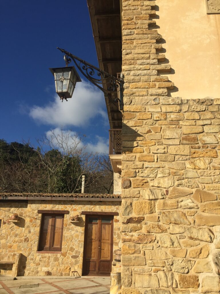 Lampione ferro battuto